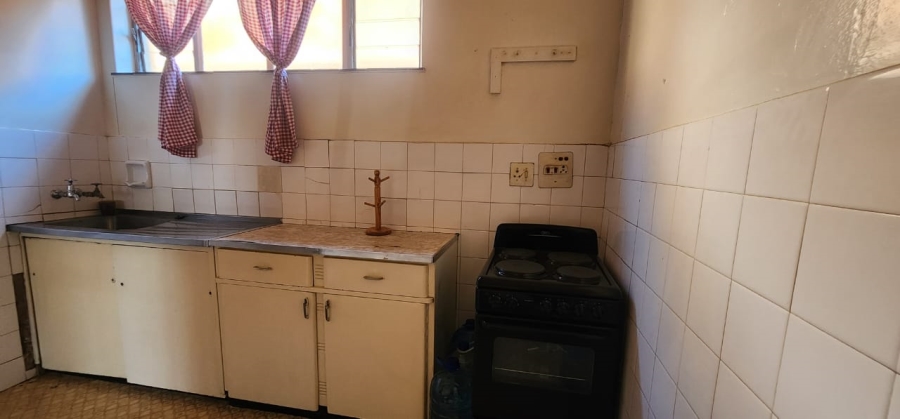 To Let 2 Bedroom Property for Rent in Klerksdorp North West